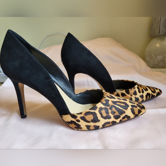 Vince Camuto Leopard Heels - Picture 1 of 8